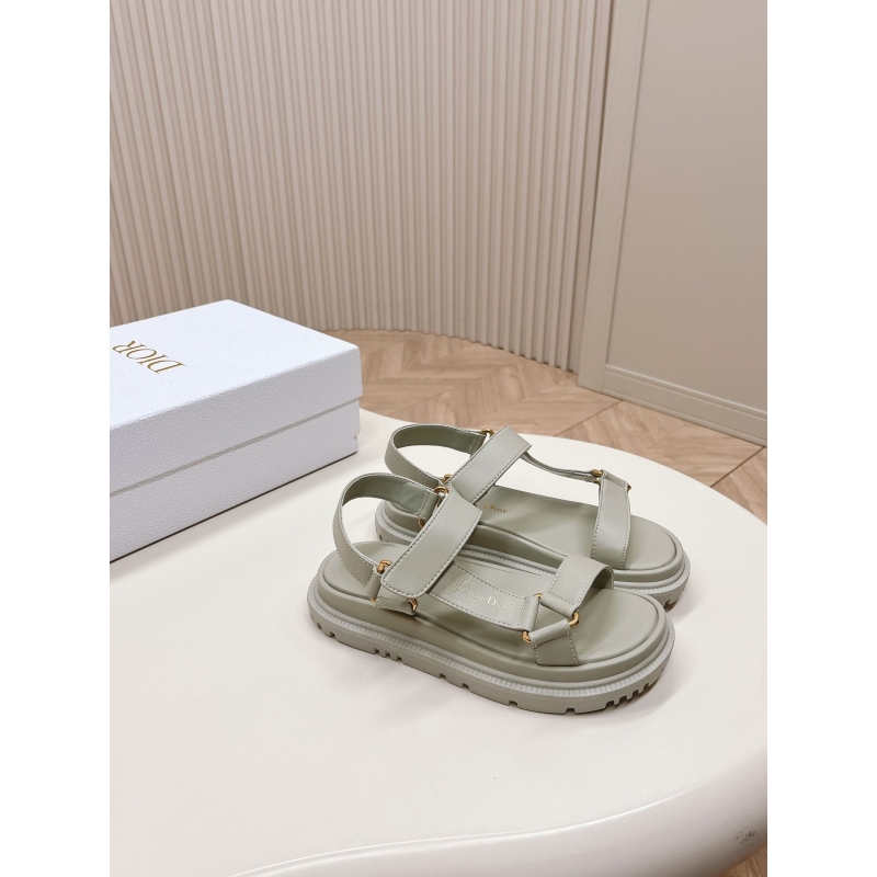 ch**an D*or slippers